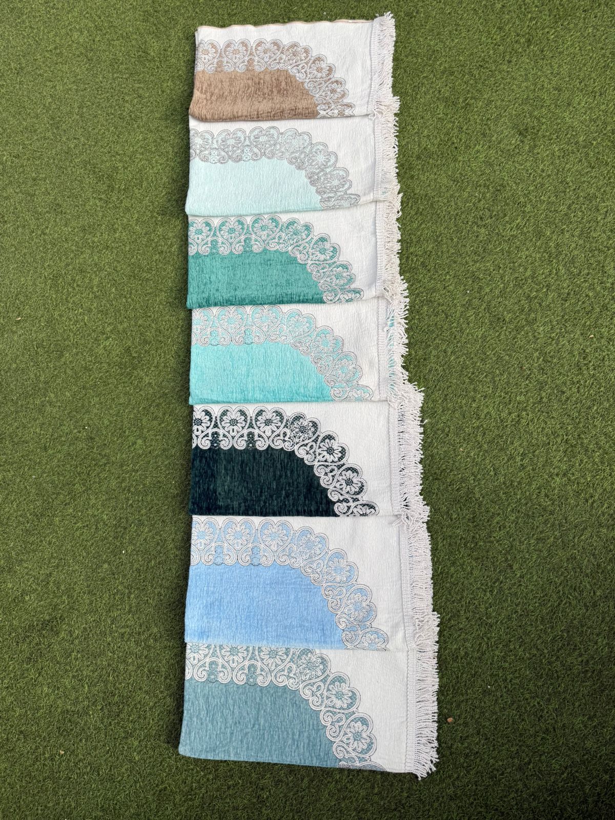 Red & Blue Prayer Mat – Noor Musalla Elegant Islamic Janamaz